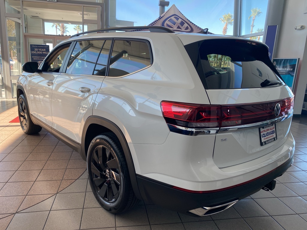 2026 Volkswagen Atlas SE Technology photo 4