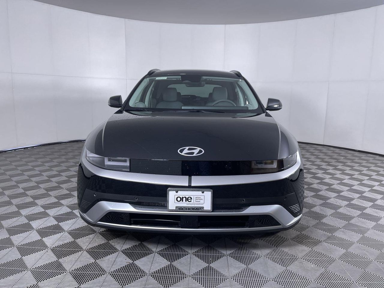 2025 Hyundai Ioniq 5 SEL photo 2