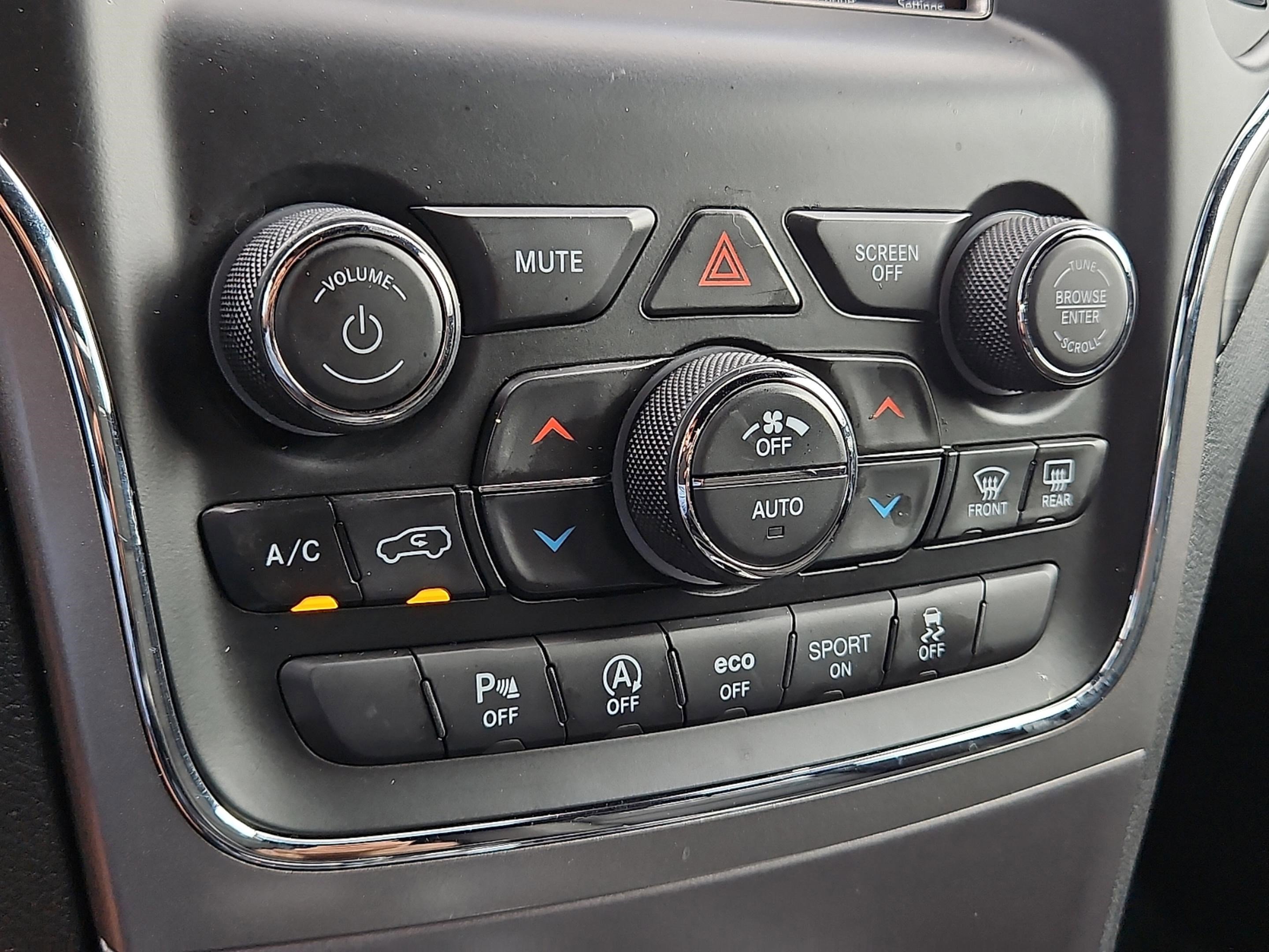 2021 Jeep Grand Cherokee Freedom photo 33