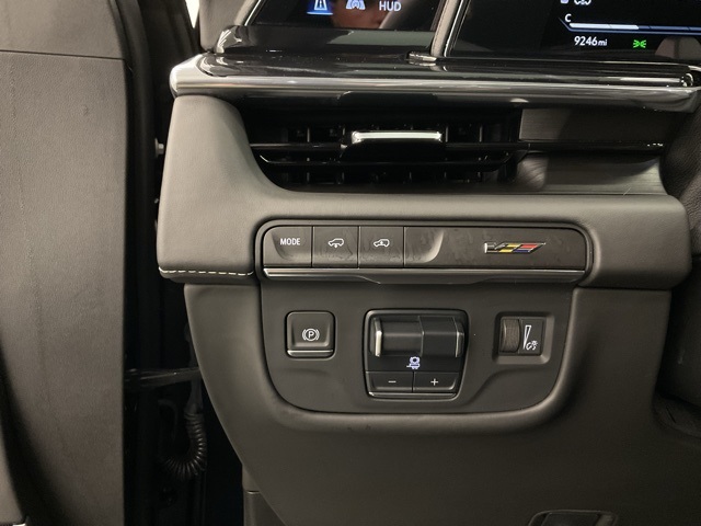 2023 Cadillac Escalade ESV V-Series photo 14