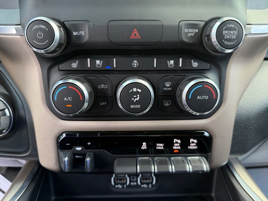2022 Ram 1500 Laramie photo 24