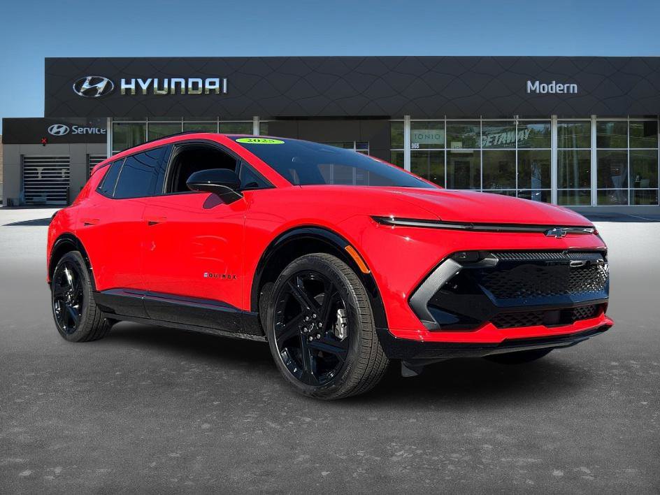 2025 Chevrolet Equinox EV 3RS photo 3