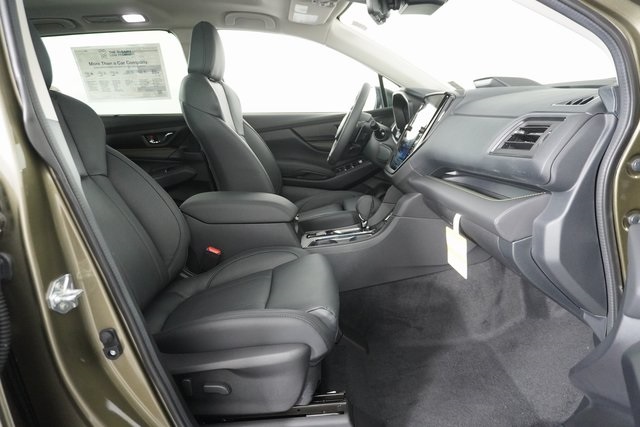 2025 Subaru Ascent Onyx Edition Touring photo 25