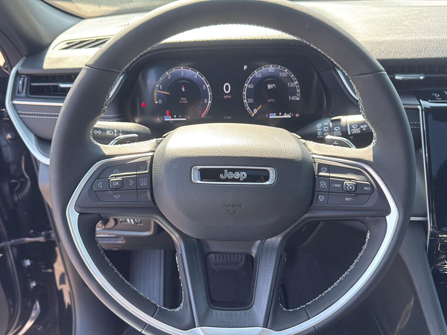 2025 Jeep Grand Cherokee Altitude X photo 19
