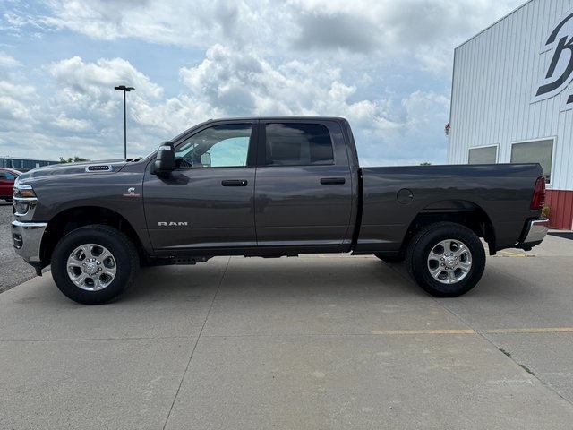 2025 Ram 3500 Big Horn photo 8