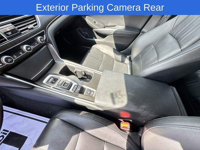 2022 Honda Accord Hybrid Touring photo 17