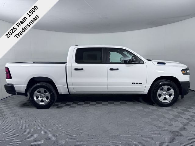 2025 Ram 1500 Tradesman photo 2