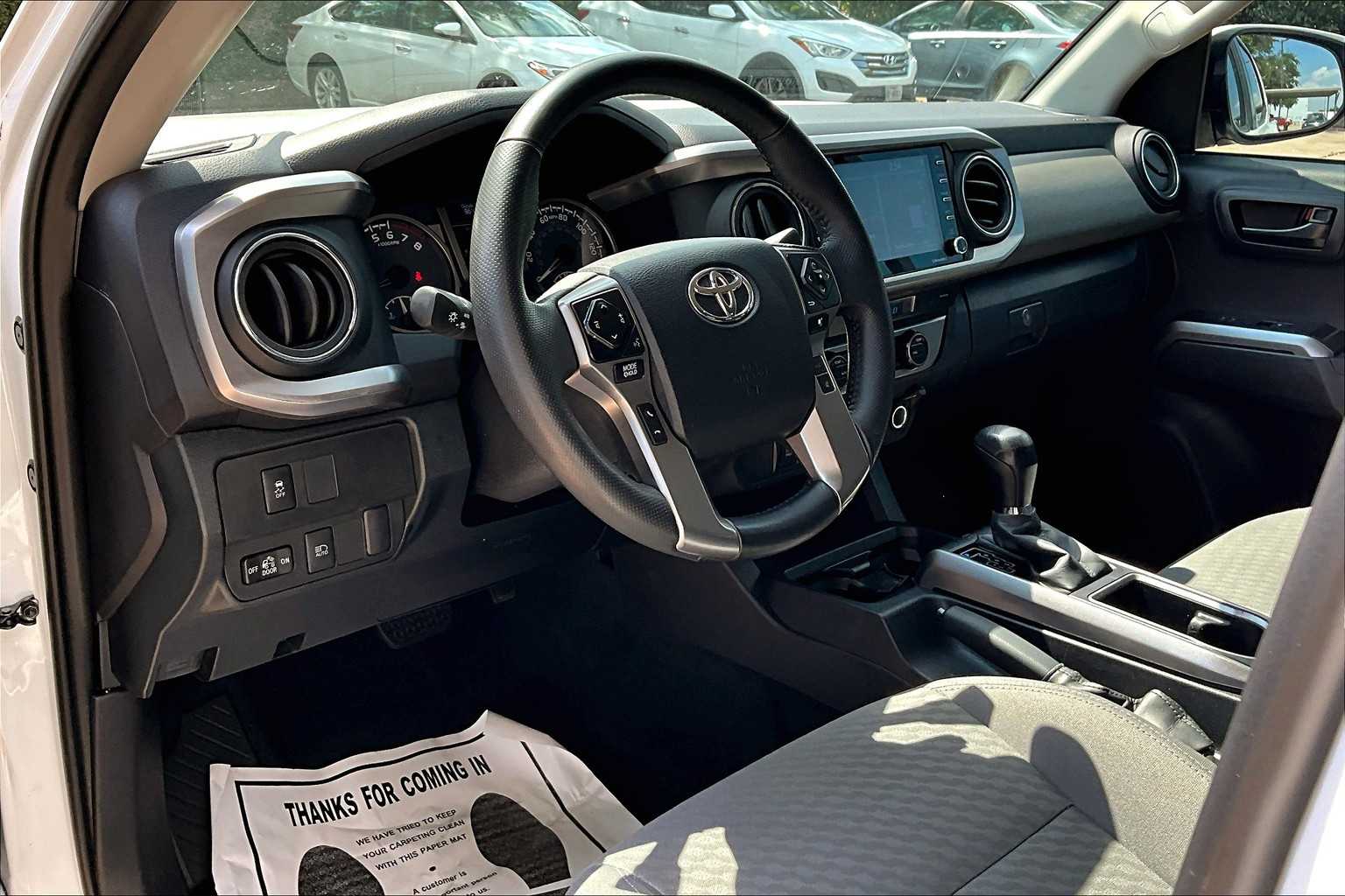 2023 Toyota Tacoma SR5 photo 16