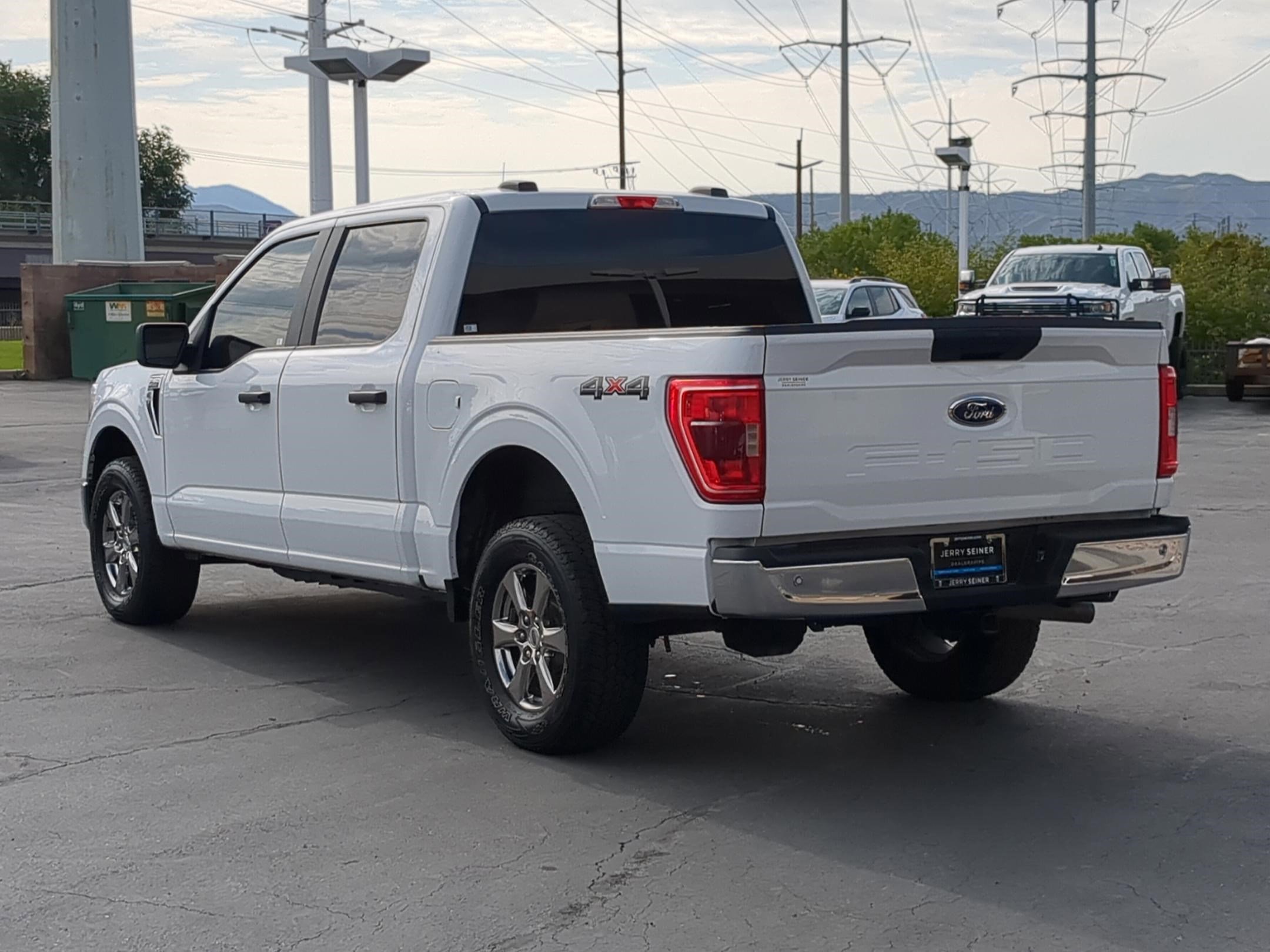 2021 Ford F-150 XLT photo 3