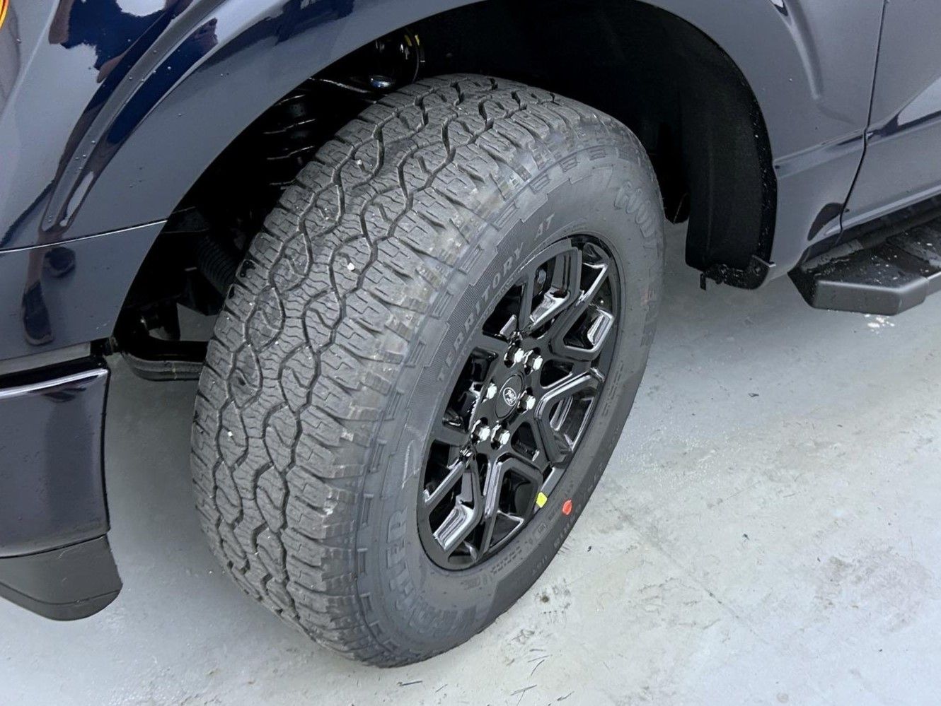 2025 Ford F-150 XLT photo 19