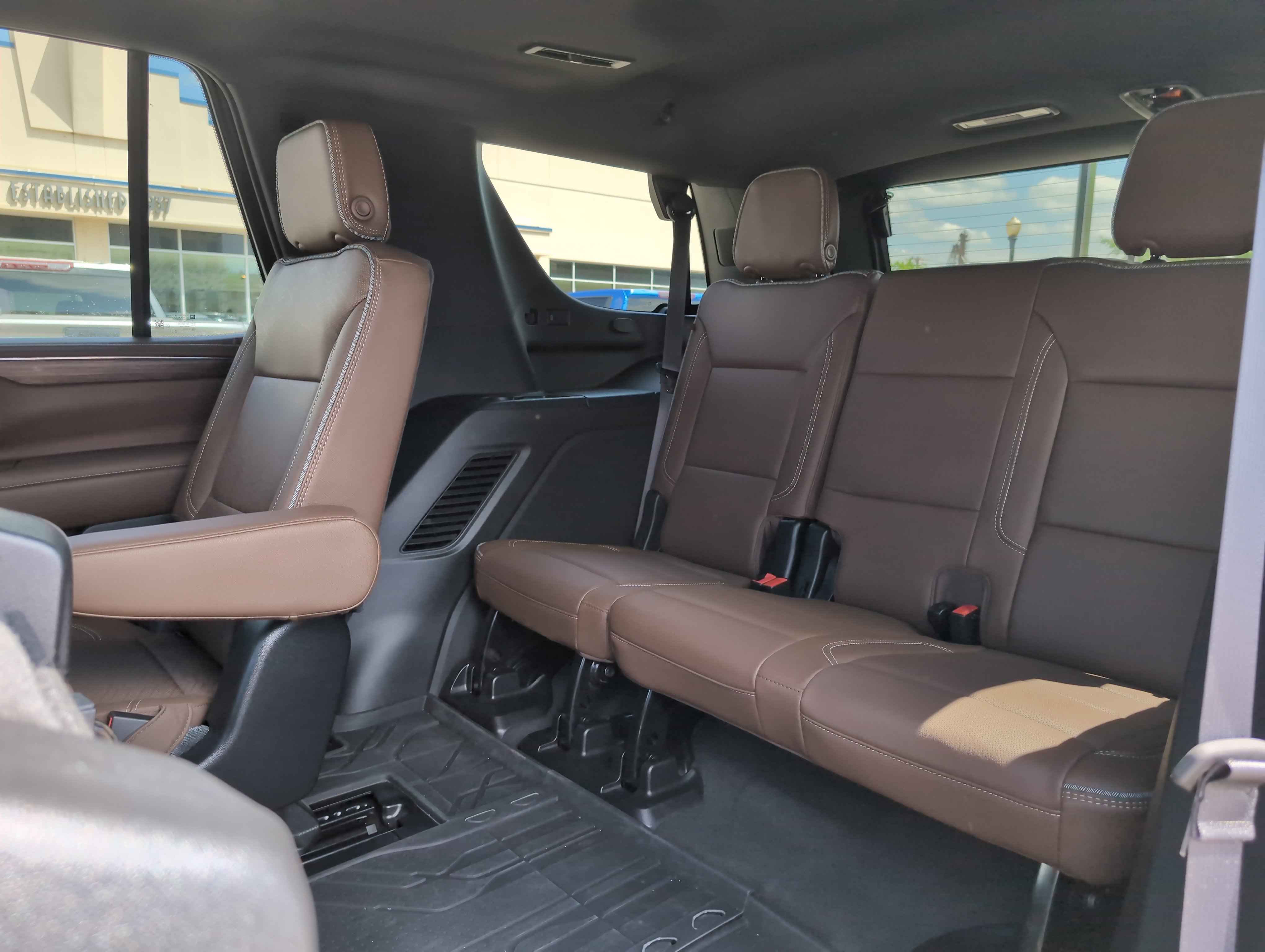 2024 Chevrolet Tahoe High Country photo 23