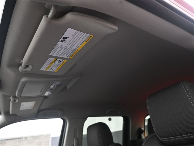 2026 Nissan Frontier Crew Cab SV photo 10