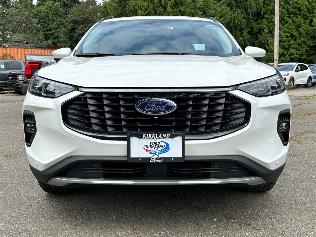 2024 Ford Escape Platinum photo 2