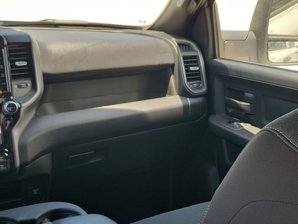 2025 Ram 3500 Tradesman photo 20