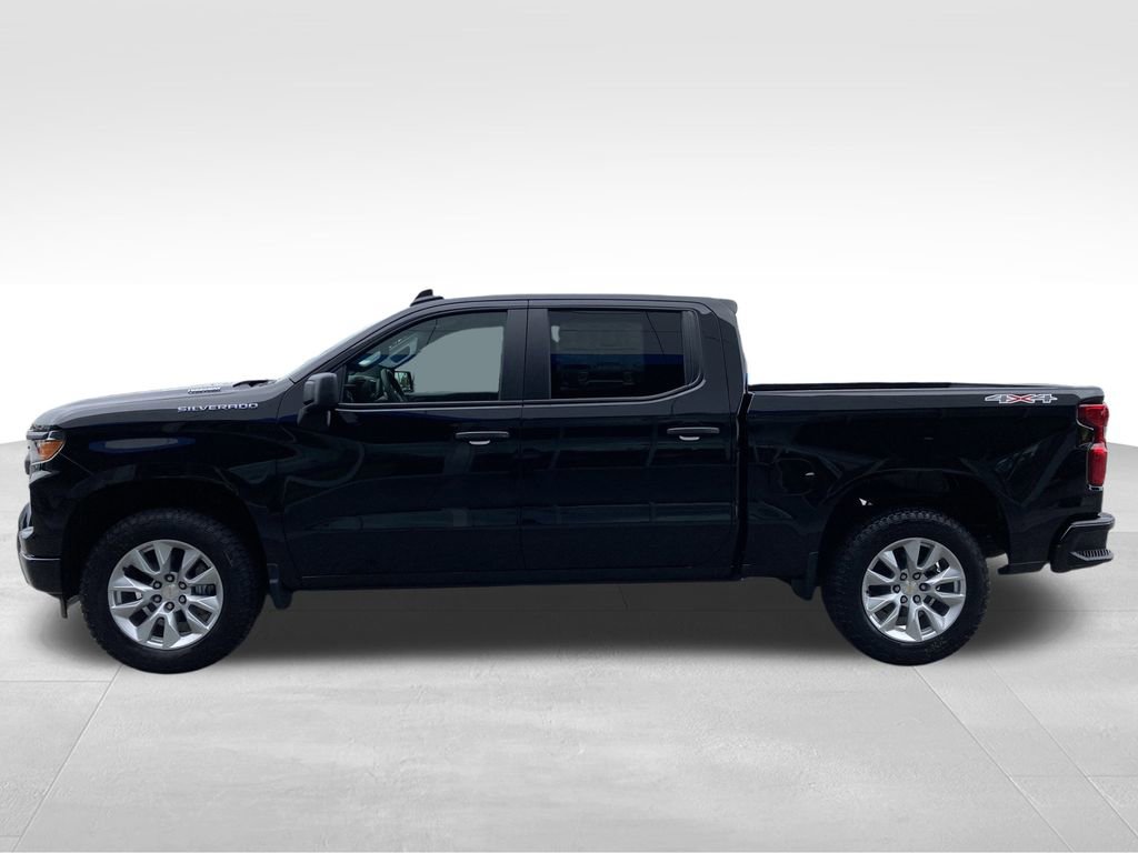 2025 Chevrolet Silverado 1500 Custom photo 8