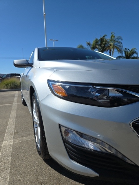 2022 Chevrolet Malibu 1LT photo 4