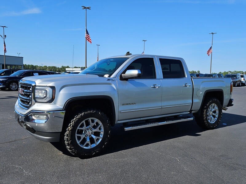 2018 Gmc Sierra 1500 SLT photo 3