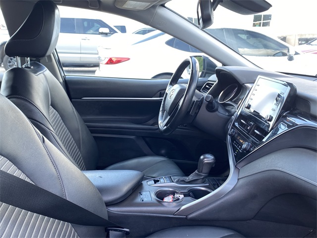 2023 Toyota Camry SE photo 12