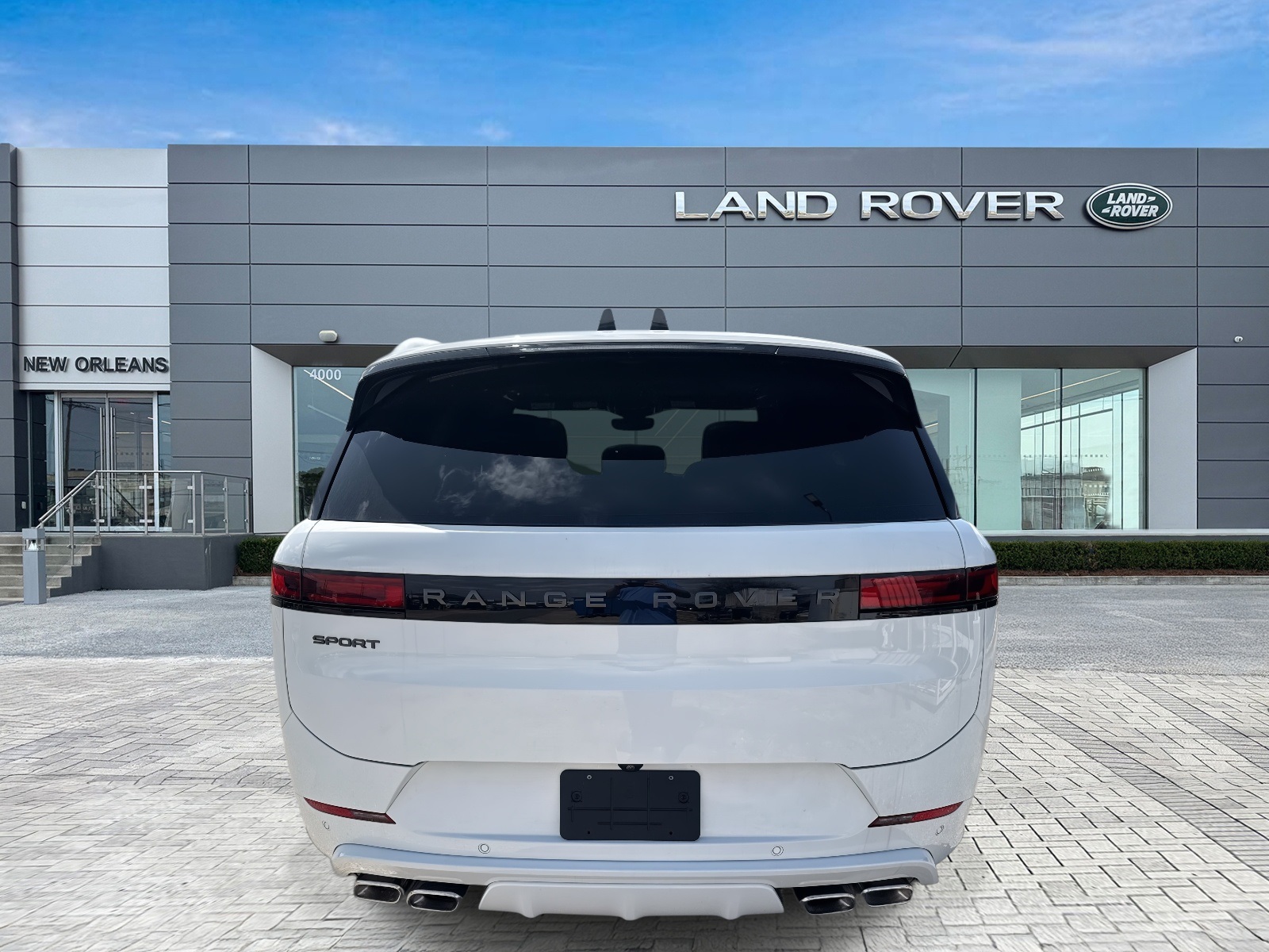 2025 Land Rover Range Rover Sport SE photo 6