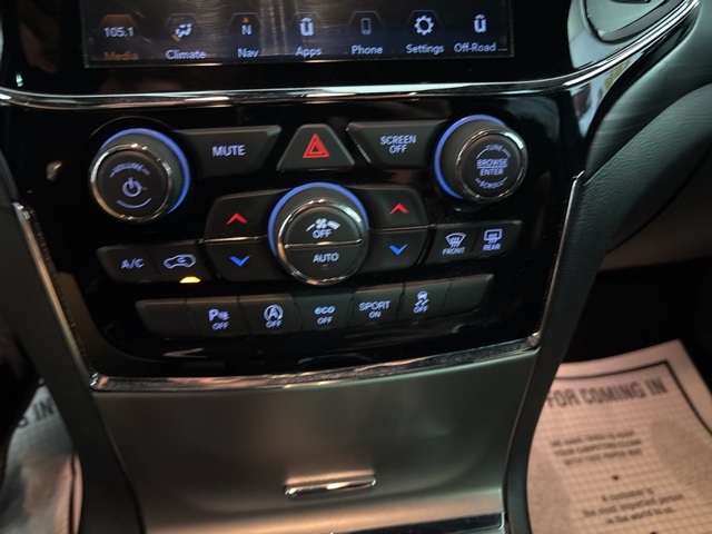 2020 Jeep Grand Cherokee Laredo E photo 13
