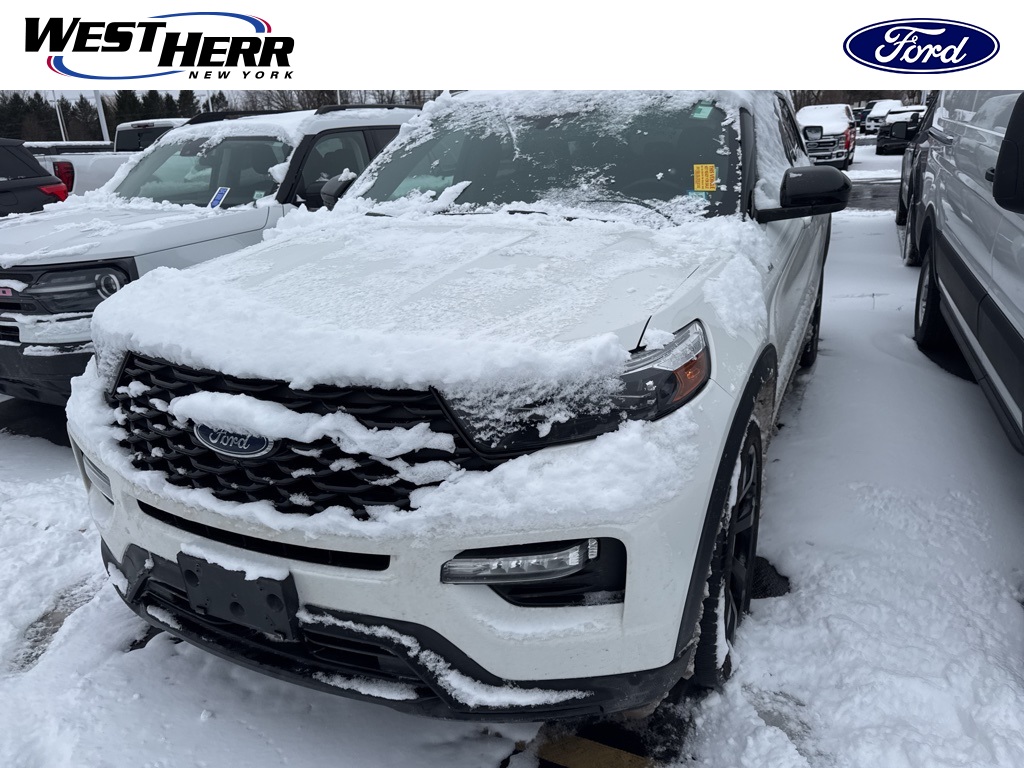 2023 Ford Explorer ST-LINE's photo