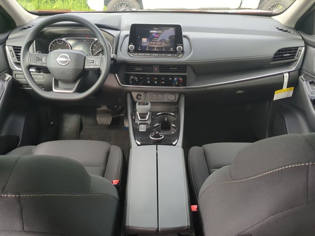 2026 Nissan Rogue S photo 13