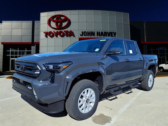 2025 Toyota Tacoma SR5's photo