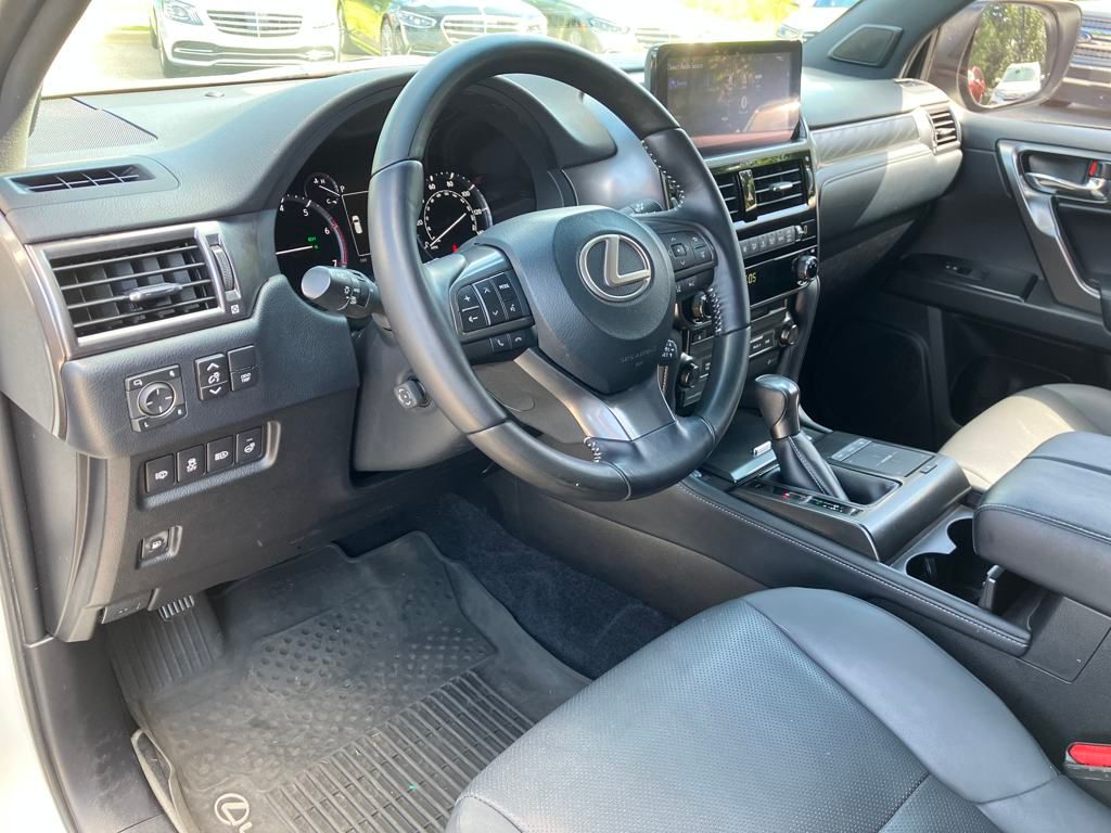 2022 Lexus GX 460 photo 17