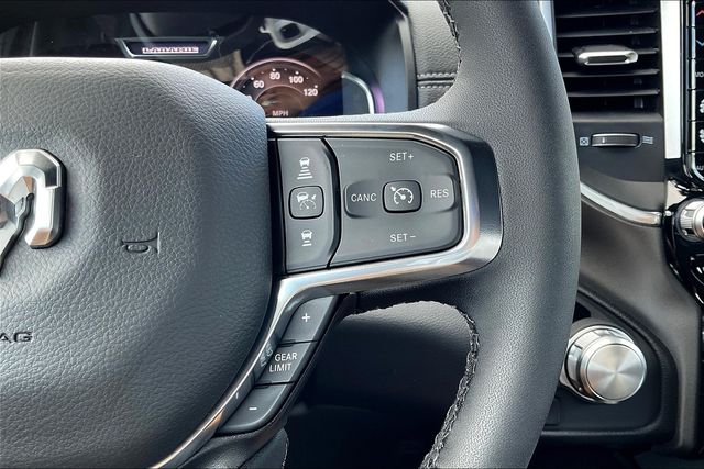 2025 Ram 1500 Laramie photo 14