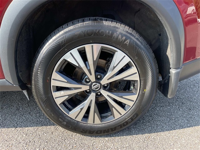 2021 Nissan Rogue SV photo 10
