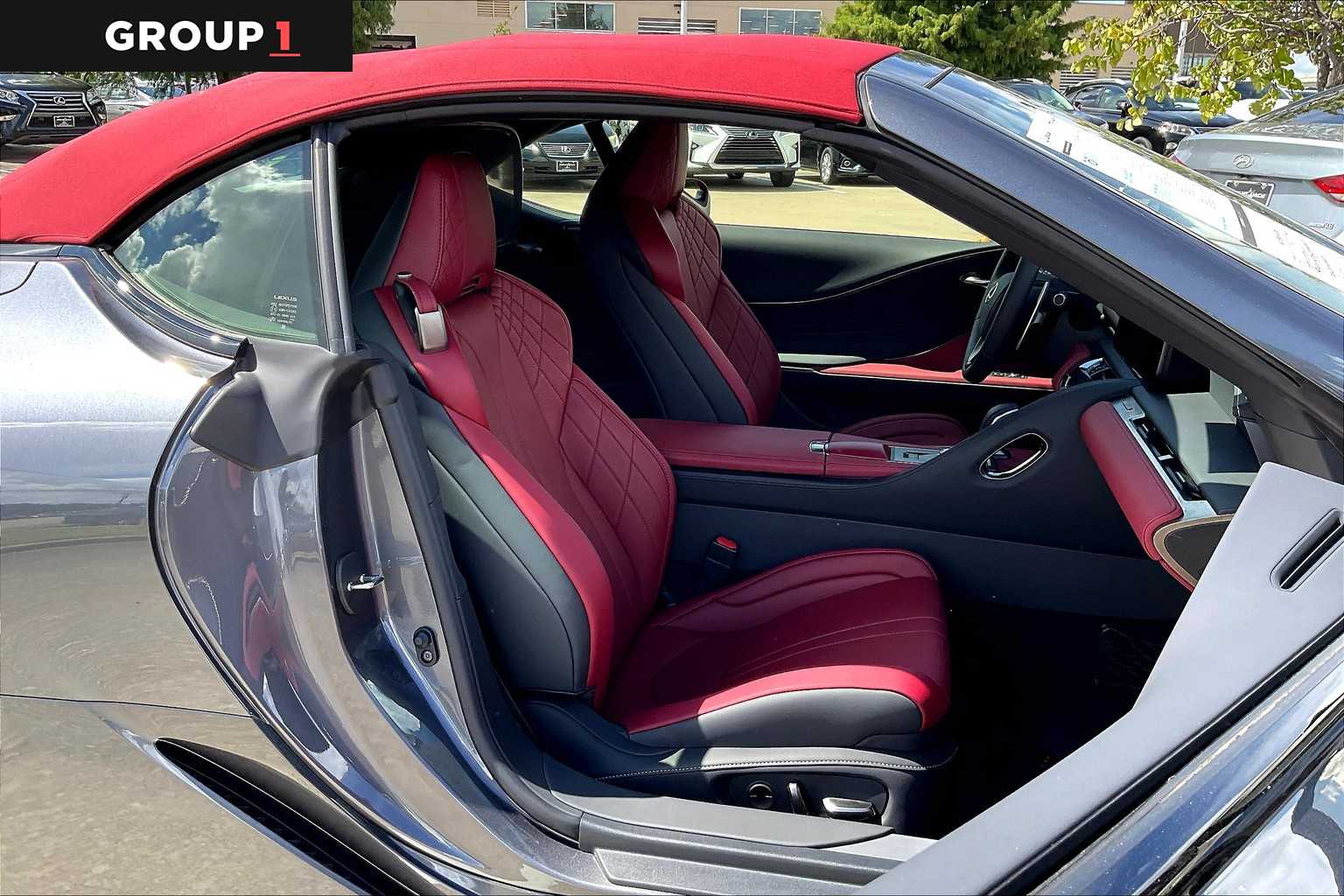 2025 Lexus LC 500 photo 7