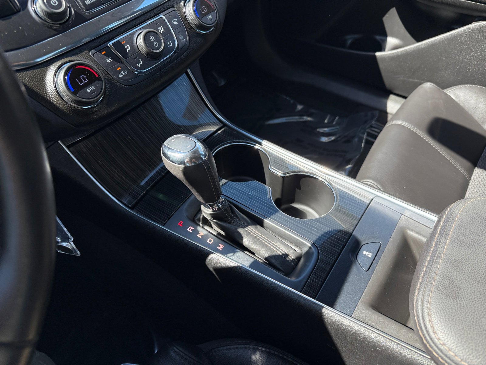 2017 Chevrolet Impala 1LT photo 13