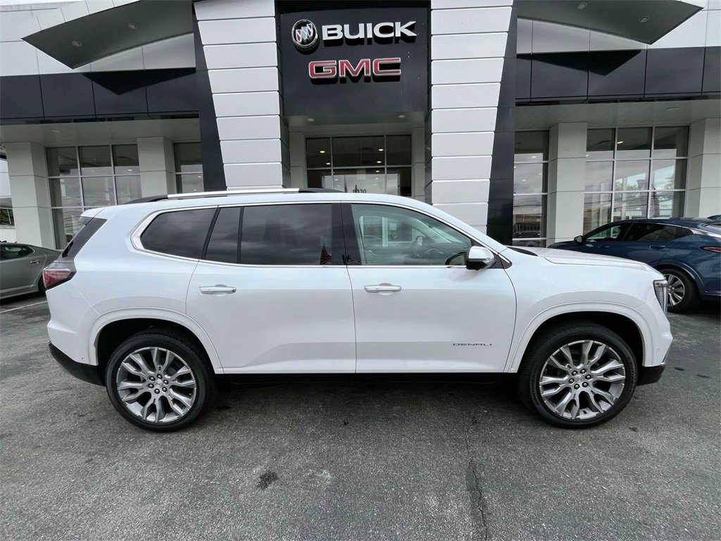 2025 Gmc Acadia Denali photo 2