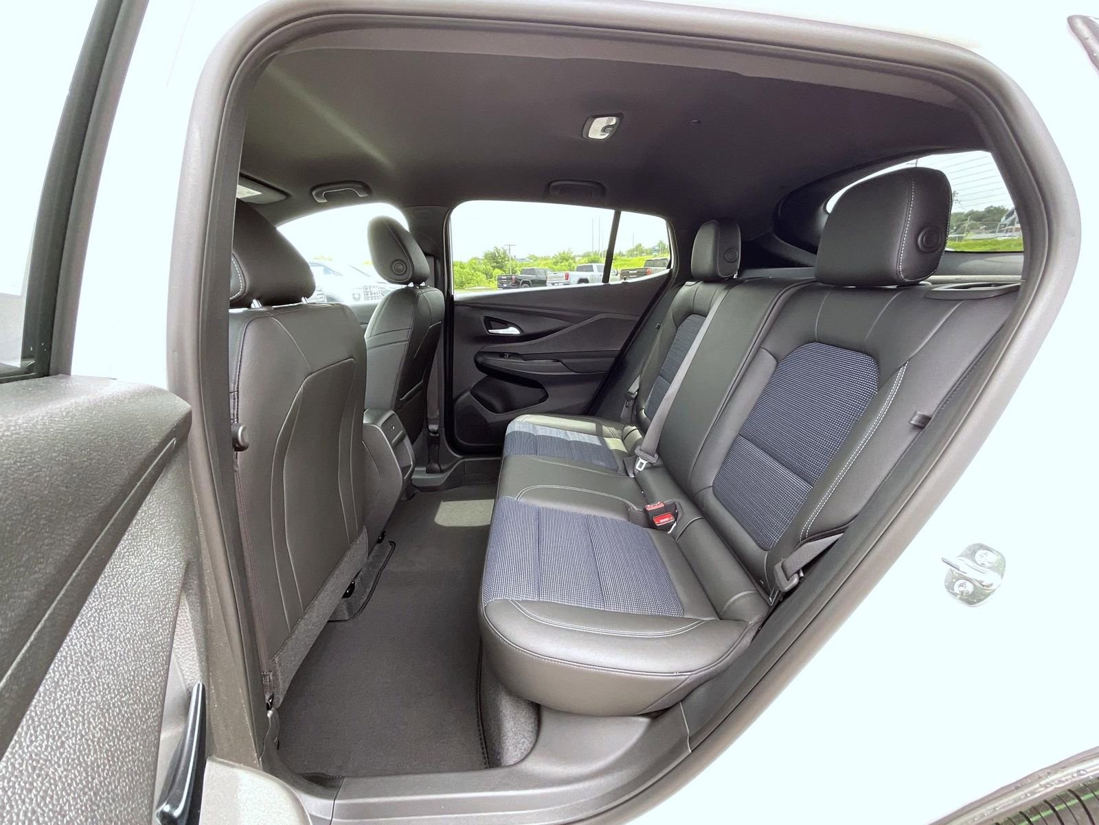 2025 Buick Envista Preferred photo 19