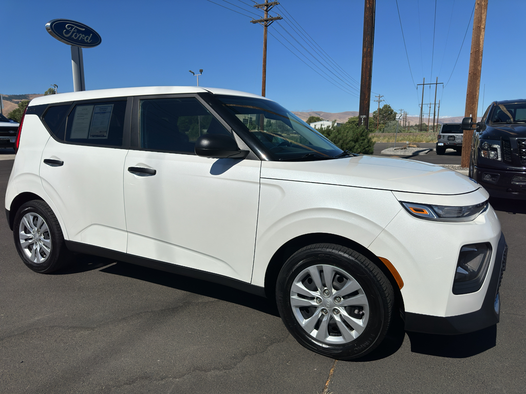 Used 2021 Kia Soul LX with VIN KNDJ22AU5M7785964 for sale in The Dalles, OR