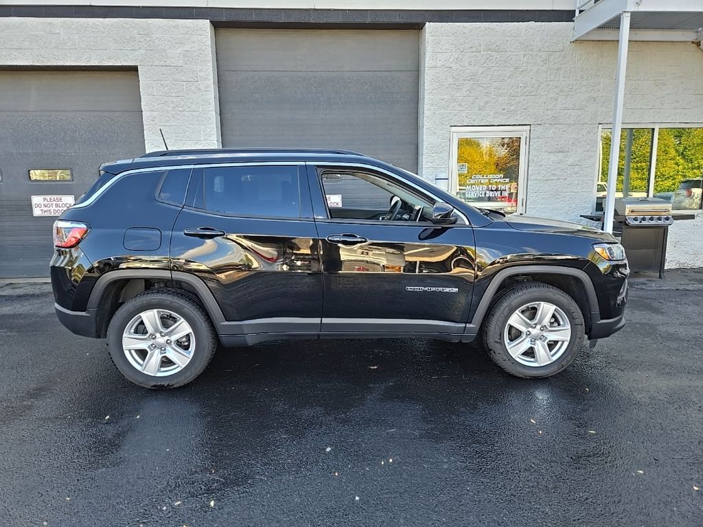 PreOwned 2022 Jeep Compass Latitude 4D Sport Utility in Orchard Park 