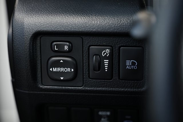 2024 Toyota 4Runner SR5 Premium photo 16
