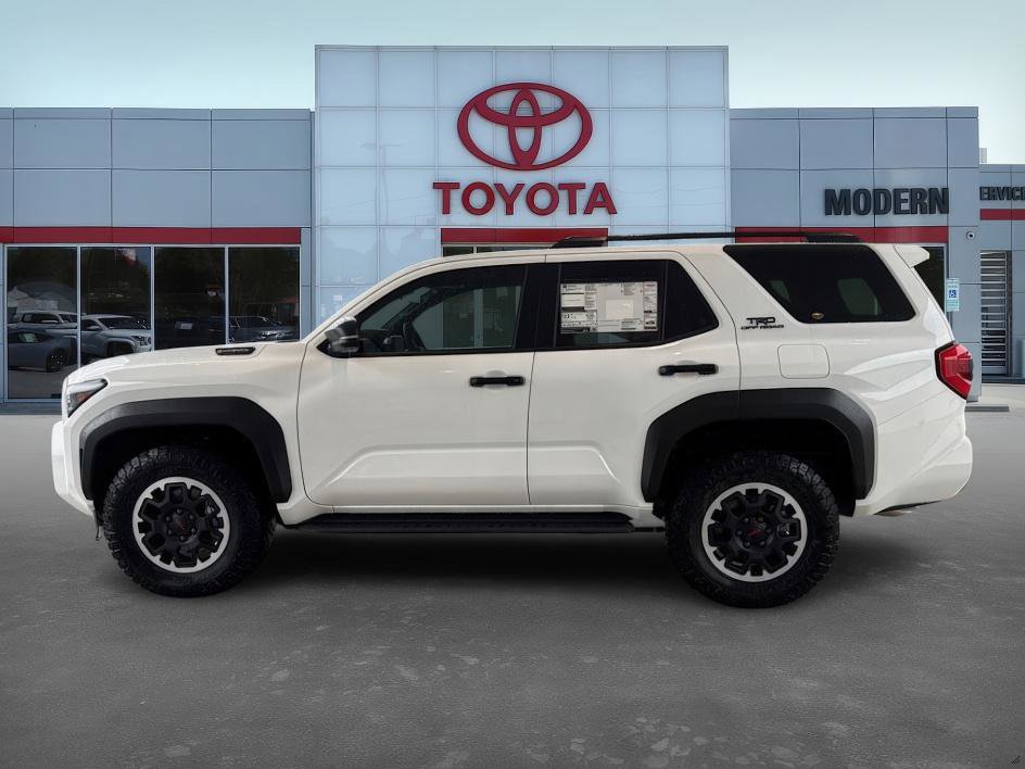 2025 Toyota 4Runner TRD Off-Road photo 3