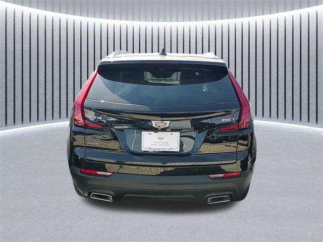 2023 Cadillac XT4 Luxury photo 3
