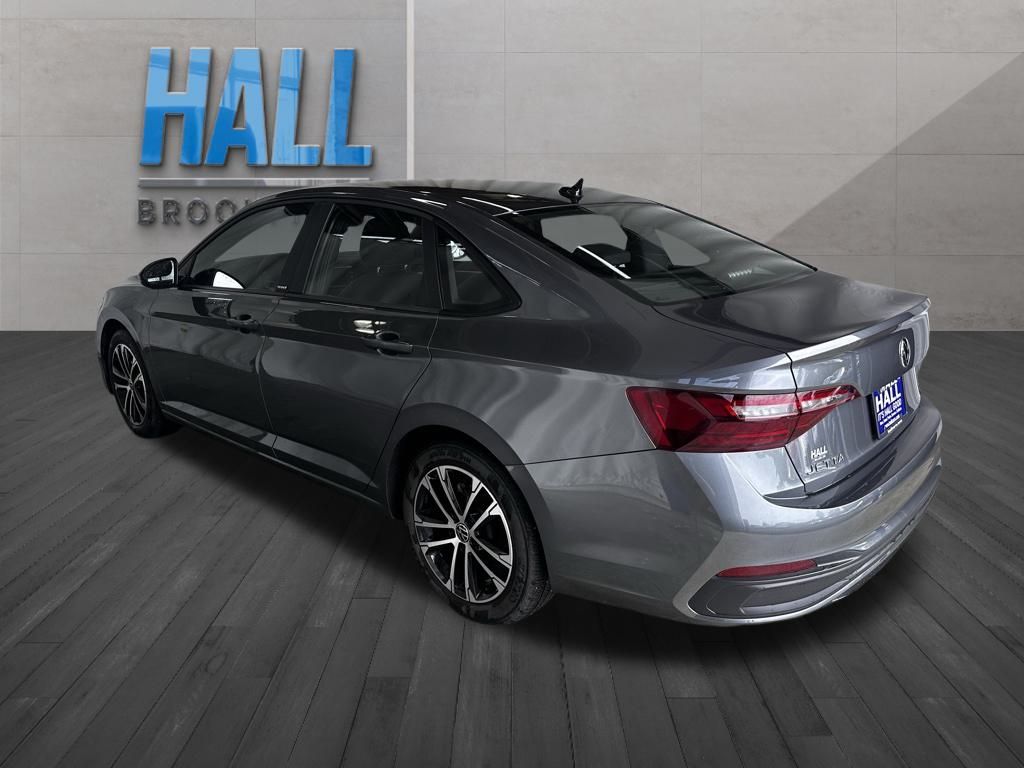 2024 Volkswagen Jetta 1.5T Sport photo 4