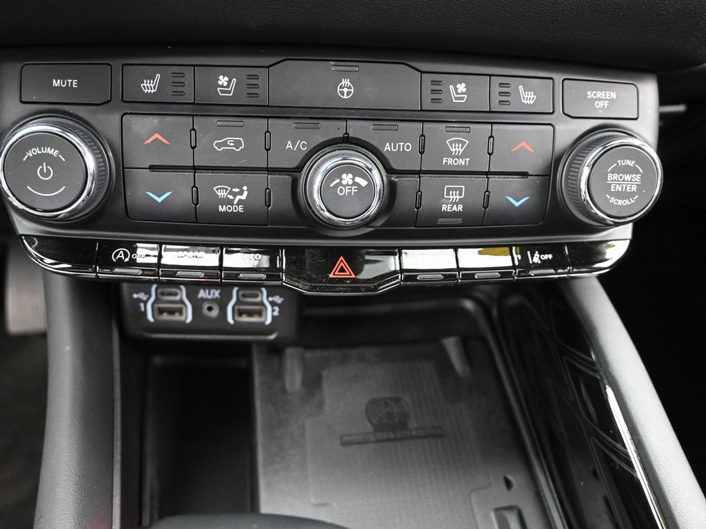 2022 Dodge Durango Citadel photo 17