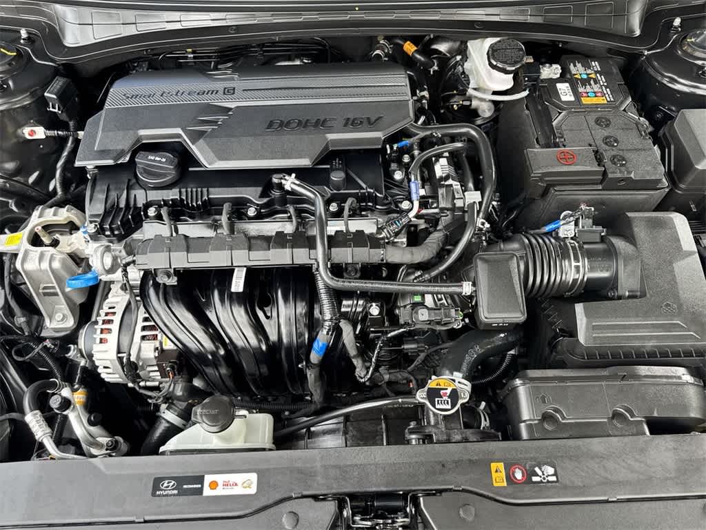 2025 Hyundai Elantra SE photo 11