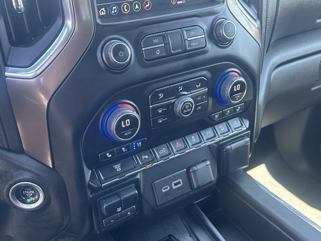 2022 Chevrolet Silverado 3500HD High Country photo 34