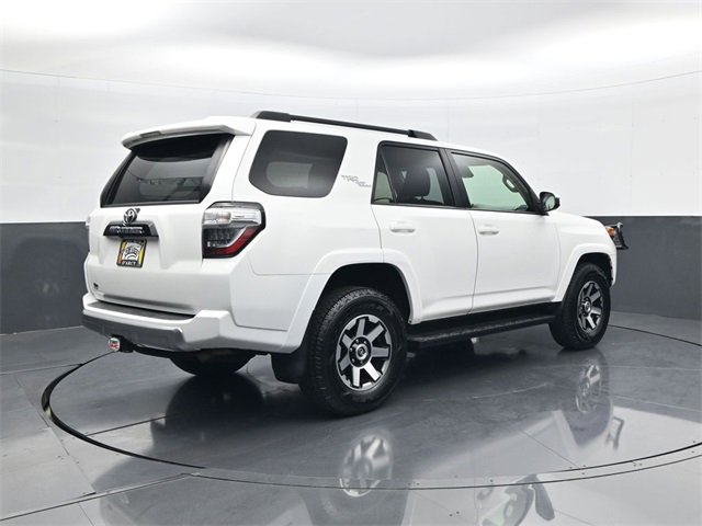 2020 Toyota 4Runner TRD Off-Road photo 4