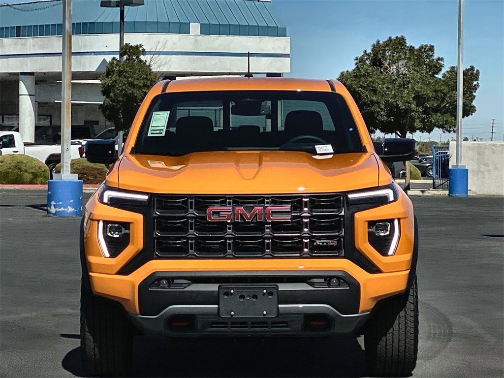 2025 Gmc Canyon AT4 photo 2