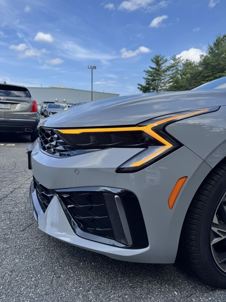 2025 Kia K5 GT-Line photo 6