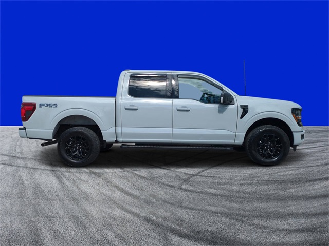 2024 Ford F-150 XLT photo 2