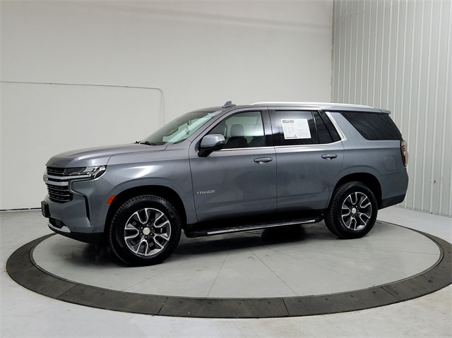 2021 Chevrolet Tahoe LT photo 2