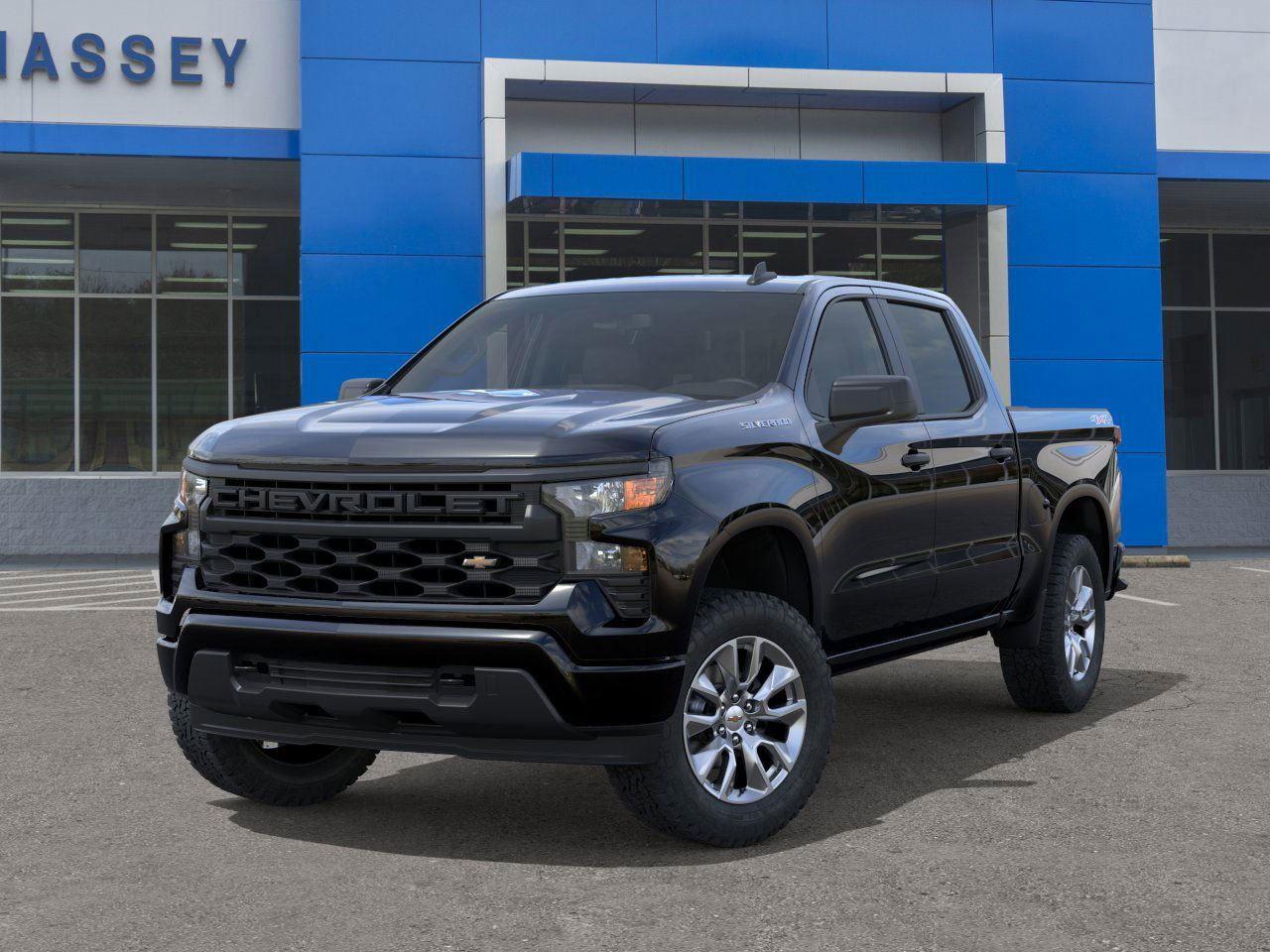 2025 Chevrolet Silverado 1500 Custom photo 5
