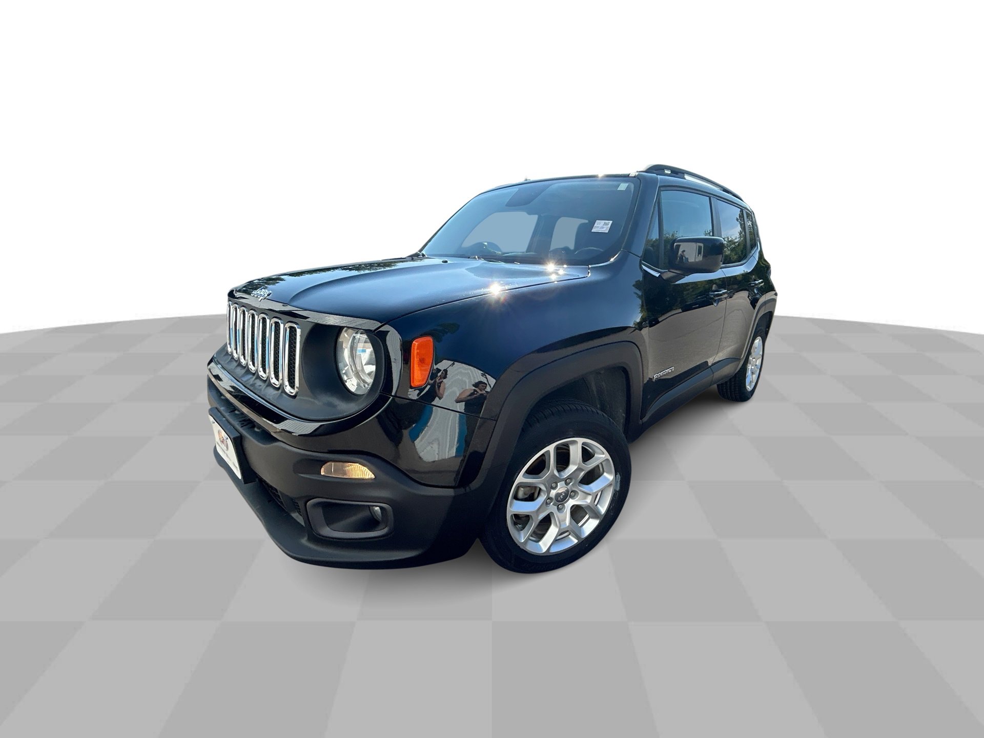 2016 Jeep Renegade Latitude North Edition photo 2